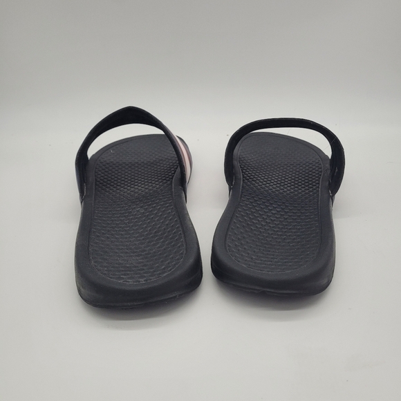 Cleveland Indians Men's Slides XL 13-14 - Picture 3 of 9